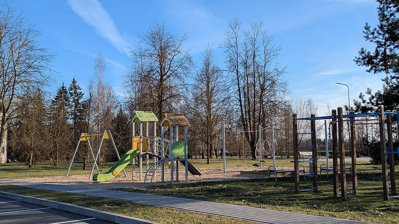 Семейные пособия в Латвии: какие существуют и как их оформить